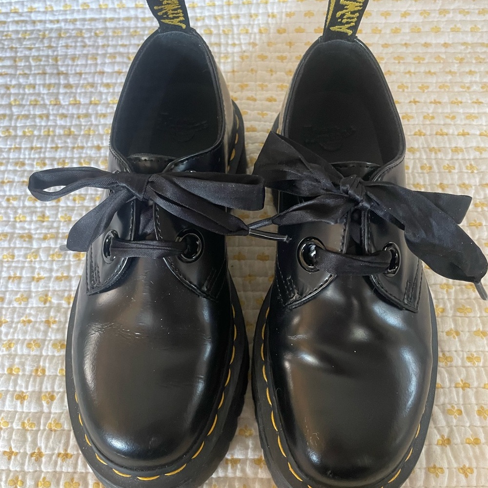 ⭐️Dr Martens Holly Airwalk EU38, US7, fits 7.5-8